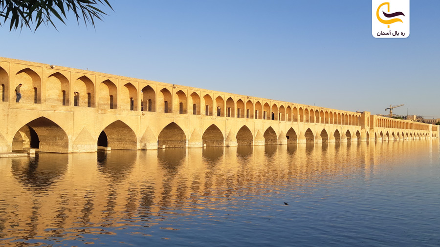 پل سی‌وسه‌پل در اصفهان